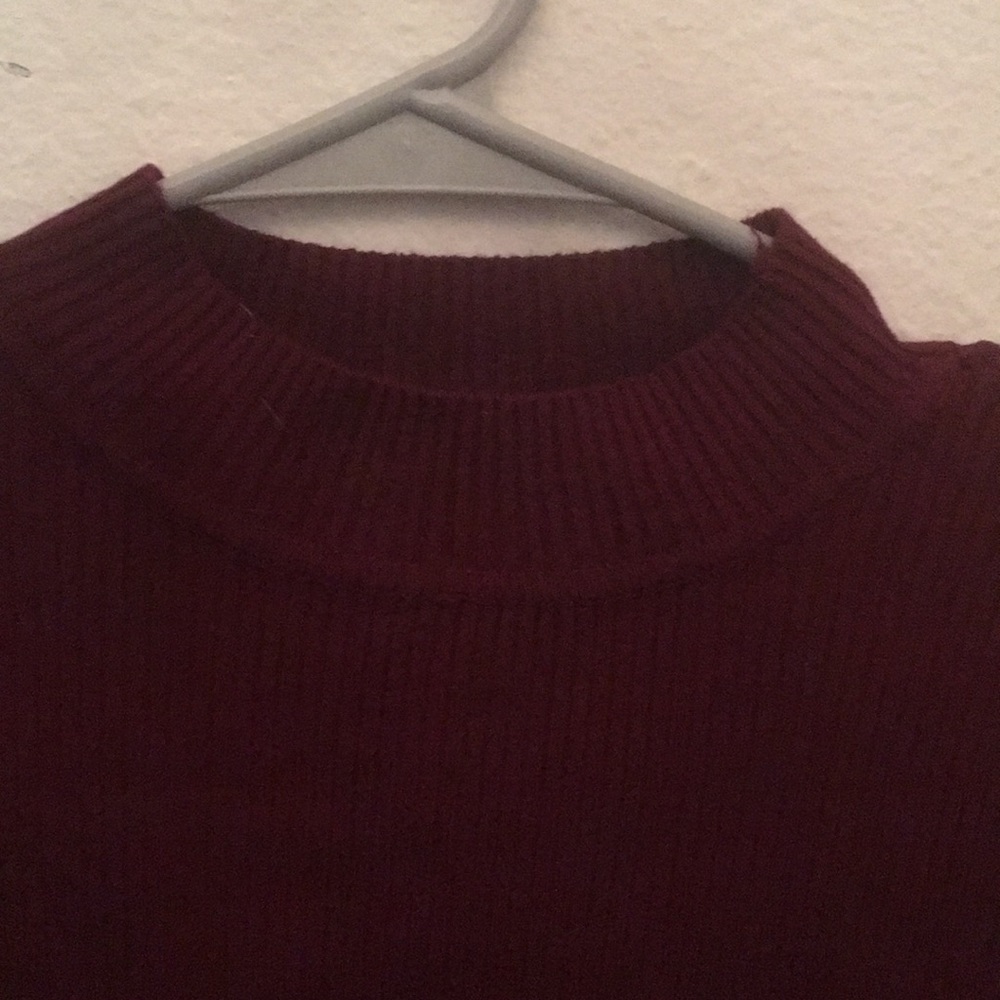 Sweater - Picture 4 of 6